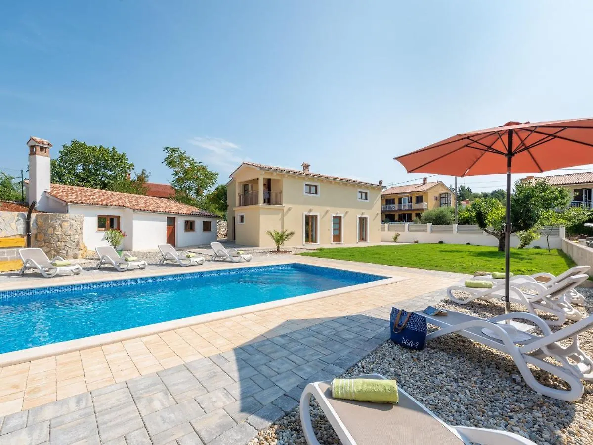 Tranquil Holiday Home In Labin With Private Swimming Pool